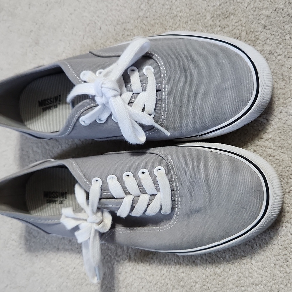 GRAY Canvas Sneaker Size 7
